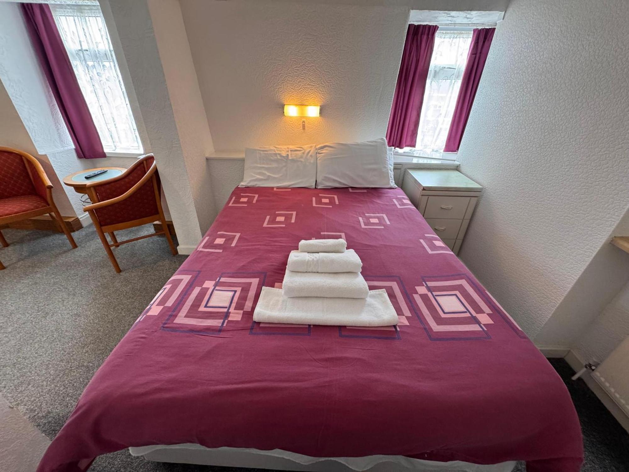 Hotel Oyo Delton Pleasure